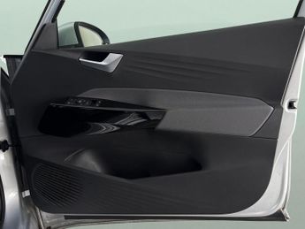 Volkswagen ID.3 Pro 58kWh Life (145 ps) - NAV - COMFORT PACK - WIFI