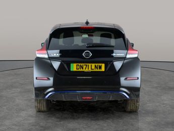 Nissan Leaf 40kWh Tekna (150 ps) - NAV - HEATED SEATS - ALCANTARA