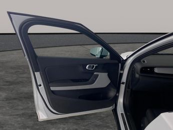 Polestar Polestar 2 Single Motor 69kWh Standard Range Fastback FWD (231 ps) - LANE D