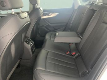 Audi A4 2.0 TFSI 35 Sport S Tronic (150 ps) - LANE DEPARTURE  - BLUETOOT