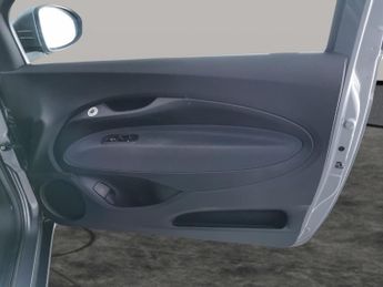 Fiat 500e 42kWh Icon (118 ps) - DIGITAL DASH - CLIMATE CONTROL - DAB