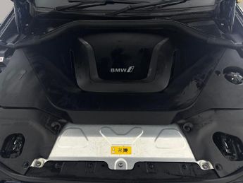 BMW iX3 80kWh Premier Edition (286 ps) - DRIVING ASSISTANT - PARK ASSIST