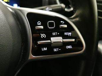 Mercedes-Benz A Class 1.3 A180 Sport Edition (Executive) 7G-DCT (136 ps) - HEATED LEAT