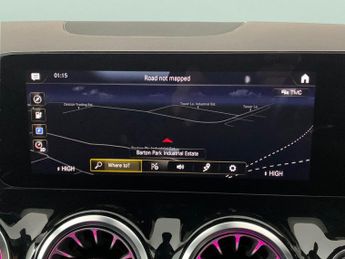 Mercedes-Benz EQA EQA 250 66.5kWh AMG Line (190 ps) - NAV - ALCANTARA - MIRROR PAC