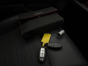 Nissan Leaf 40kWh N-Connecta (150 ps) - REVERSE CAM - NAV - HEATED STEERING