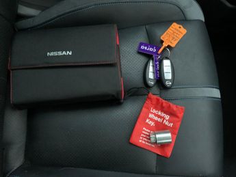 Nissan Leaf 40kWh Tekna (150 ps) - NAV - HEATED SEATS - ALCANTARA