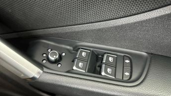 Audi Q2 1.5 TFSI CoD 35 Sport S Tronic (150 ps) - SPORTS SEATS - DAB - P