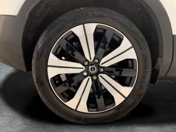 Volvo XC40 Recharge Twin 78kWh Plus AWD (408 ps) - PARK ASSIST - LED - HEAT