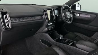 Volvo XC40 1.5h T4 Recharge 10.7kWh R-Design Plug-in (211 ps) - CLIMATE CON