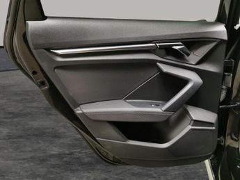 Audi A3 1.4 TFSIe 40 S line Sportback Plug-in S Tronic 13kWh (204 ps) - 