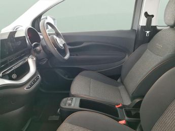 Fiat 500e 42kWh Icon (118 ps) - DIGITAL DASH - CLIMATE CONTROL - DAB