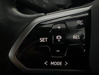 Volkswagen ID.3 Pro 58kWh Life (145 ps) - NAV - COMFORT PACK - WIFI