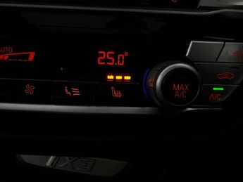 BMW iX3 80kWh Premier Edition (286 ps) - DRIVING ASSISTANT - PARK ASSIST