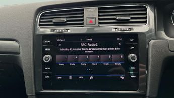 Volkswagen Golf 1.5 TSI EVO Match Edition DSG (150 ps) - PRIVACY GLASS - USB AUD