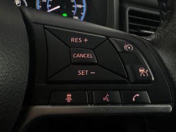 Nissan Leaf 40kWh N-Connecta (150 ps) - REVERSE CAM - NAV - HEATED STEERING