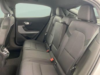 Polestar Polestar 2 Single Motor 69kWh Standard Range Fastback FWD (231 ps) - LANE D