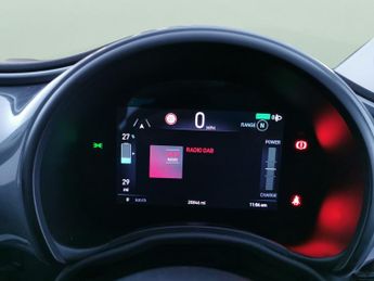 Fiat 500e 42kWh Icon (118 ps) - DIGITAL DASH - CLIMATE CONTROL - DAB