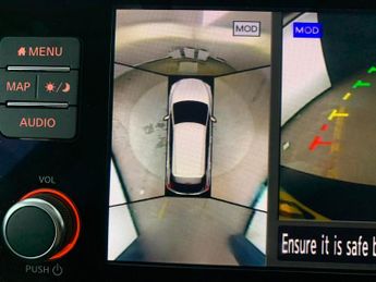 Nissan Leaf 40kWh Tekna (150 ps) - NAV - HEATED SEATS - ALCANTARA