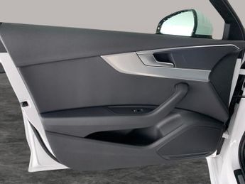 Audi A4 2.0 TFSI 35 Sport S Tronic (150 ps) - LANE DEPARTURE  - BLUETOOT