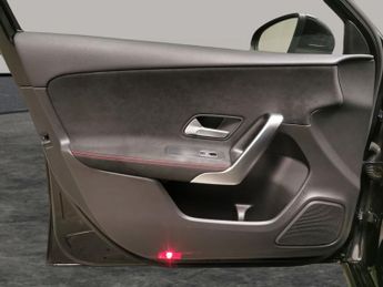 Mercedes-Benz A Class 1.3 A200 AMG Line 7G-DCT (163 ps) - ACTIVE LANE KEEPING ASSIST -