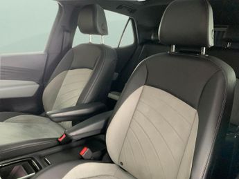 Volkswagen ID.3 Pro 58kWh Family (145 ps) - CARPLAY - LED - HEATED SEATS