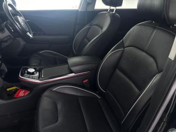 Kia Niro 64kWh 4+ (201 bhp) - HEAT AND COOL SEATS - LED - REVERSE CAM