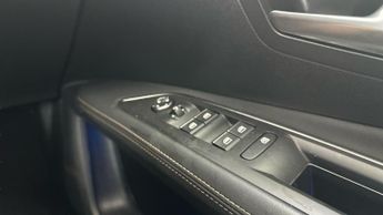 Peugeot 3008 1.2 PureTech GT Premium EAT (130 ps) - LED - NAV - BLIND SPOT AS