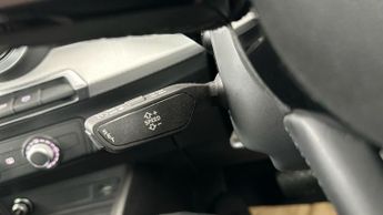 Audi Q2 1.5 TFSI CoD 35 Sport S Tronic (150 ps) - PARK SENSORS - SPORTS 