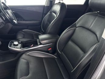 Kia Niro 64kWh 3 (201 bhp) - NAV - HEATED LEATHER - HEATED STEERING