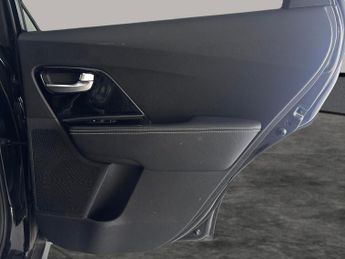 Kia Niro 64kWh 4+ (201 bhp) - HEAT AND COOL SEATS - LED - REVERSE CAM