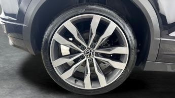 Volkswagen T-Roc 1.5 TSI EVO R-Line Cabriolet DSG (150 ps) - CLIMATE CONTROL - DA