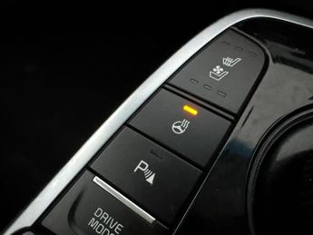 Kia Niro 64kWh 4+ (201 bhp) - HEAT AND COOL SEATS - LED - REVERSE CAM