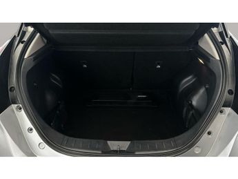 Nissan Leaf 40kWh Tekna (150 ps) - LANE DEPARTURE  - CRUISE - 17IN ALLOYS