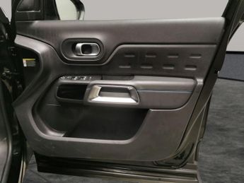 Citroen C5 Aircross 1.2 PureTech Shine EAT8 (130 ps) - LED - REVERSE CAM - NAV