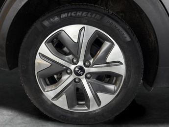 Kia Niro 64kWh 4+ (201 bhp) - KEYLESS ENTRY - LED - REVERSE CAM