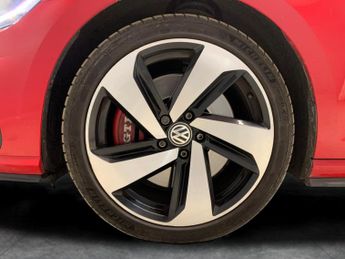 Volkswagen Golf 2.0 TSI GPF GTI Performance DSG (245 ps) - REVERSE CAM - HEATED 