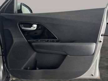 Kia Niro 64kWh 3 (201 bhp) - NAV - HEATED LEATHER - HEATED STEERING