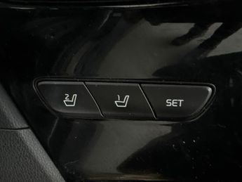 Kia Niro 64kWh 4+ (201 bhp) - HEAT AND COOL SEATS - LED - REVERSE CAM