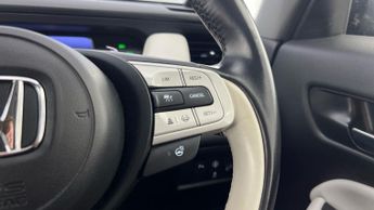 Honda Jazz 1.5 h i-MMD EX eCVT (109 ps) - HEATED SEATS - HEATED STEERING