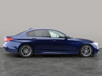 BMW 5 Series 2.0 520d MHT M Sport (190 ps) - BLUETOOTH - PADDLE SHIFT - DRIVI