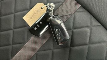 Skoda Octavia 1.4 TSI iV 13kWh vRS Plug-in DSG (245 ps) - BLUETOOTH - PARK SEN