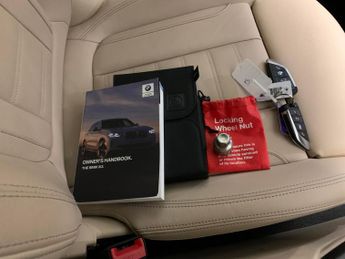 BMW iX3 80kWh Premier Edition (286 ps) - LEATHER - NAV - HEATED SEATS