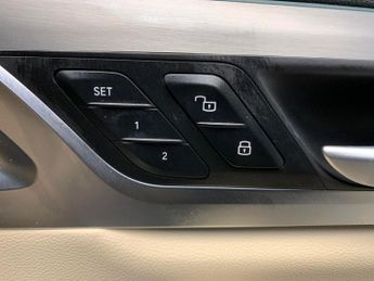 BMW iX3 80kWh Premier Edition (286 ps) - LEATHER - NAV - HEATED SEATS