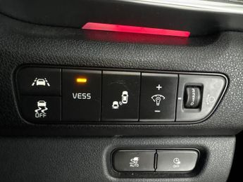 Kia Niro 64kWh 4+ (201 bhp) - HEAT AND COOL SEATS - LED - REVERSE CAM