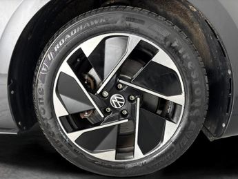 Volkswagen ID.3 Pro Performance 58kWh Life (204 ps) - HEATED STEERING - COMFORT 