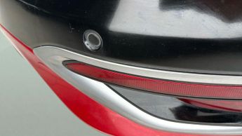 Kia Sportage 1.6 h T-GDi GT-Line (226 bhp) - LANE DEPARTURE  - LANE FOLLOWING