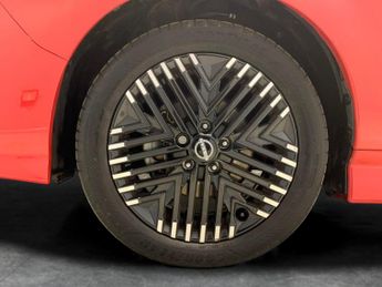 Nissan Leaf 39kWh Tekna (150 ps) - LED - NAV - LANE DEPARTURE