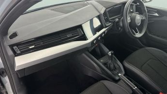 Audi A1 1.0 TFSI 30 S line Sportback S Tronic (110 ps) - CRUISE - DRIVIN