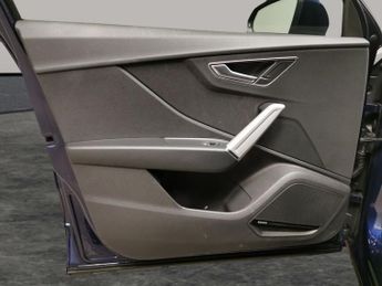 Audi Q2 2.0 TDI 30 Sport S Tronic (116 ps) - AIR CON - PARK SENSORS - DA