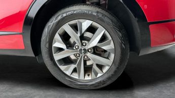 Kia Sportage 1.6 h T-GDi GT-Line (226 bhp) - LANE DEPARTURE  - LANE FOLLOWING